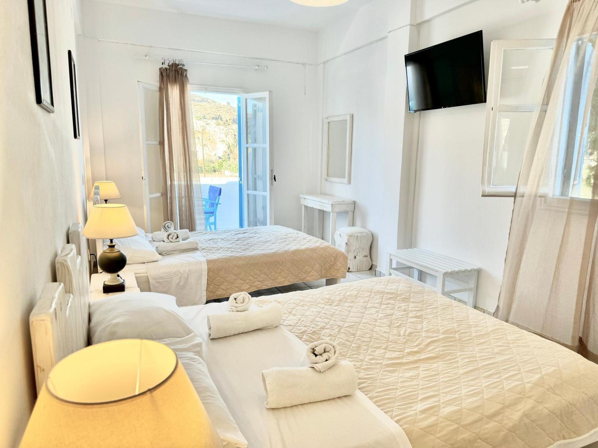Stella Rooms Vlychada Phòng bức ảnh